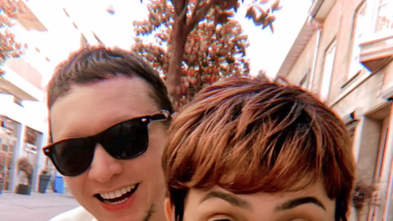 Alasan Rina Nose tak ingin punya anak, salah satunya tidak ingin tambah masalah