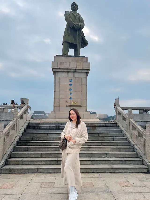 Potret Reisa Broto Asmoro Liburan di Zhuhai Tiongkok. (instagram/reisabrotoasmoro)