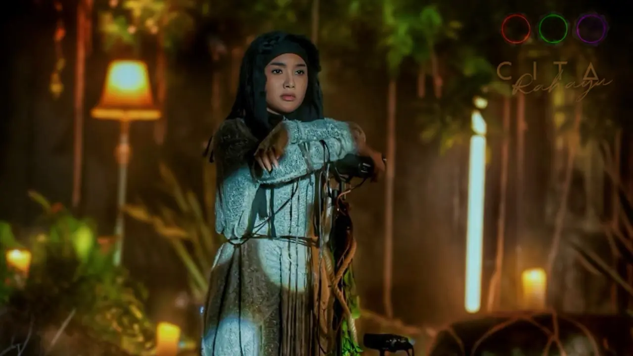 Cita Rahayu alias Cita Citata