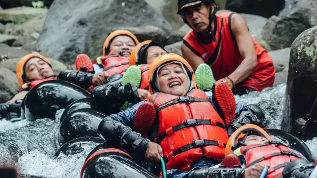 Cikadondong River Tubing/Instagram Cikadondong River Tubing