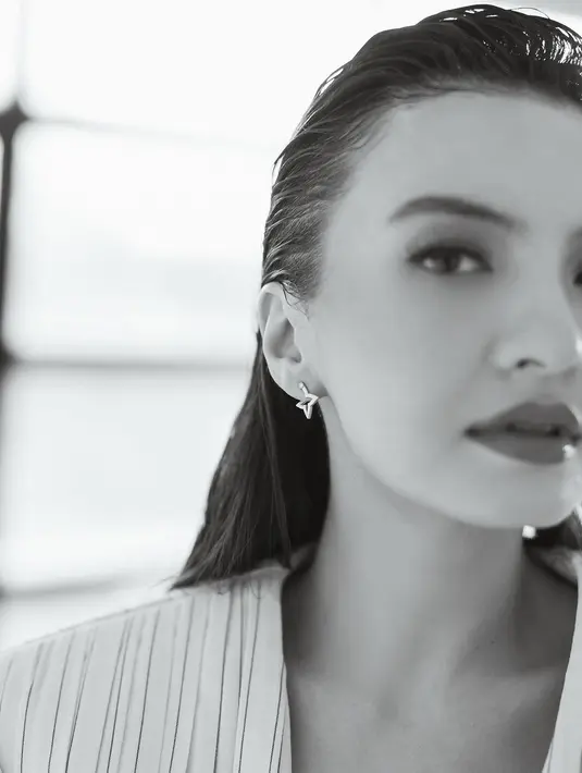 Seperti yang terlihat dalam foto terbaru yang diunggah Raline Shah di Instagram pribadinya [@ralineshah]