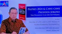 Ketua Majelis Tinggi Partai Demokrat Susilo Bambang Yudhoyono (SBY) meluncurkan buku berjudul 'Pilpres 2024 &amp; Cawe-cawe Presiden Jokowi'. (Istimewa)