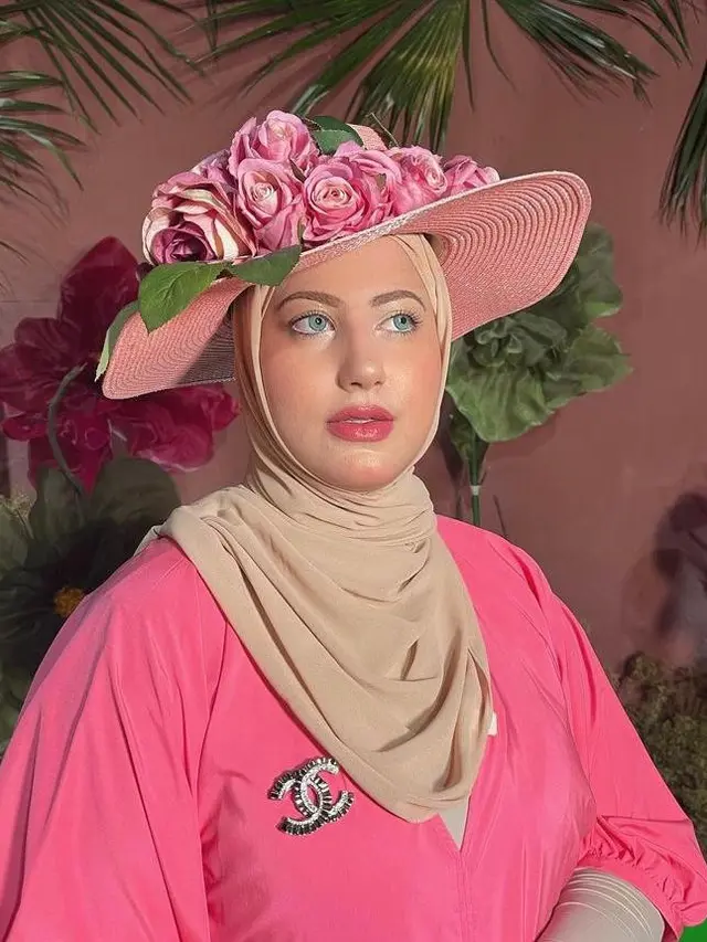 11 Potret Kompak si Kembar Tasya Farasya dan Tasyi Athasyia Berbalut Dress Pink Rayakan Ulang Tahun ke-30