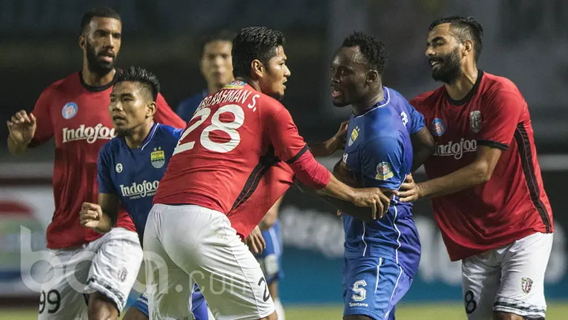 Michael Essien, Persib