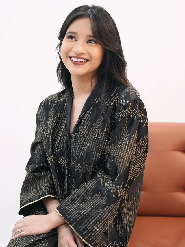 Ikke Nurjanah dan Dira