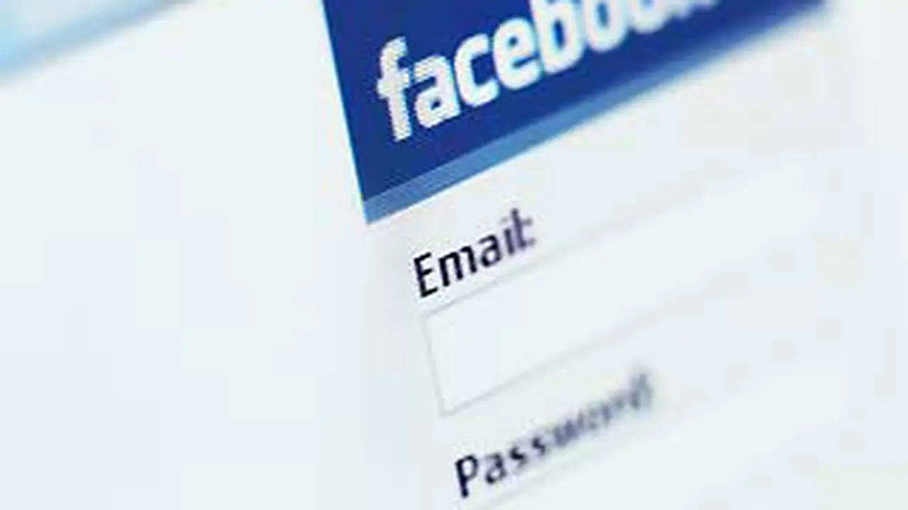 101206dfacebook.jpg