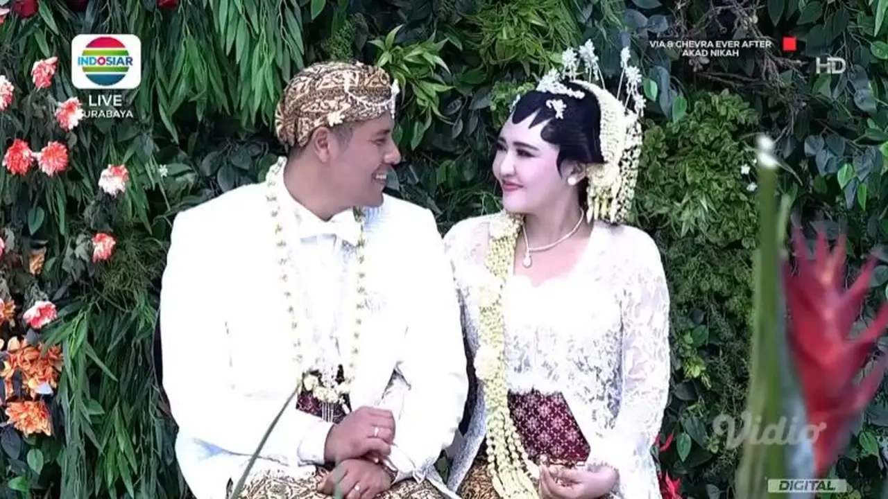 Via Vallen - Chevra Yolandi (Foto: Indosiar)