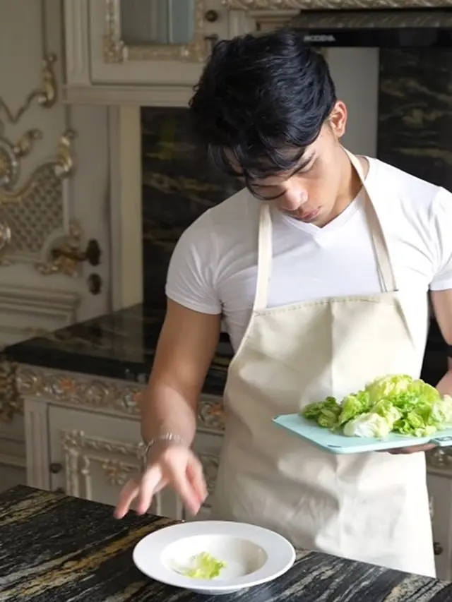 Potret Dapur dan Meja Makan Rumah Saaih Halilintar