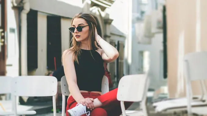 [Bintang] Tarot Hari Ini: Yakin Rumput Tetangga Lebih Hijau?