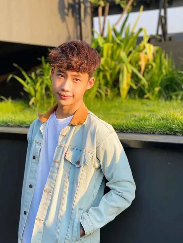 7 Pesona Jason William Winata, Artis TikTok yang Curi Perhatian