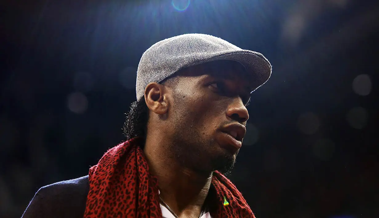 2. Didier Drogba (Pantai Gading), legenda hidup Chelsea ini diperkirakan memiliki harta sekitar 921 miliar rupiah. Sama seperti Eto'o, penyerang ini juga memanfaatkan uangnya untuk mendirikan badan amal melalui foundation. (AFP/Vaugn Ridley) 