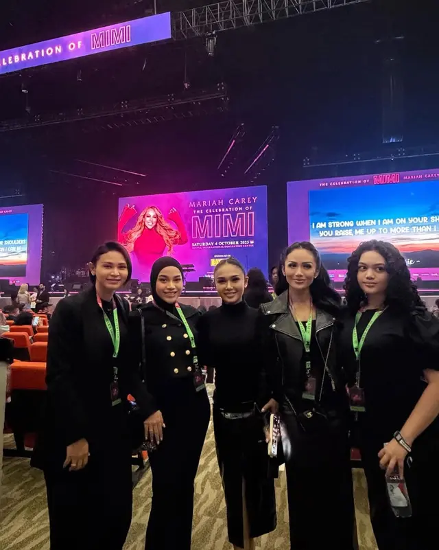 8 Potret seleb Tanah Air nonton konser Mariah Carey di Indonesia, Krisdayanti boyong satu keluarga