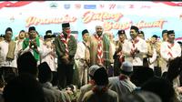 Gubernur Ganjar Pranowo menghadiri kegiatan Pramuka Jateng Bersholawat 'Pramuka Mengabdi Tanpa Batas' pada Selasa, 30 Agustus 2022. Kegiatan itu digelar dalam rangka memperingati Hari Pramuka yang ke-61.