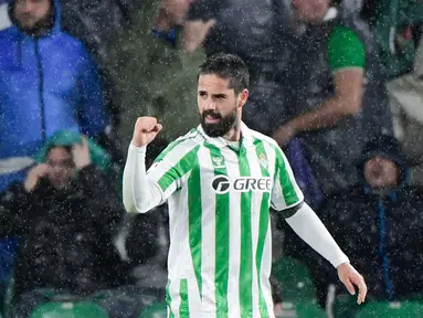 Isco benar-benar menjadi mimpi buruk bagi Real Madrid saat melawan Real Betis pada pekan ke-26 La Liga di Stadion Benito Villamarin, Minggu (2/3/2025) dini hari WIB. (AFP/Cristina Quicler)