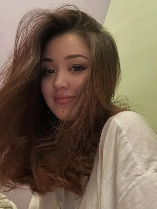 6 Potret Terbaru Dayana Cewek dari Kazakhstan, Sempat Viral Ajak Fiki Naki Nikah