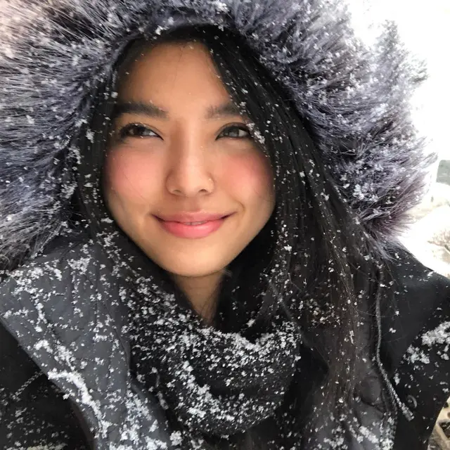 Jadi Pengisi Lagu Disney, Ini 7 Potret Terbaru Chilla Kiana yang Menawan