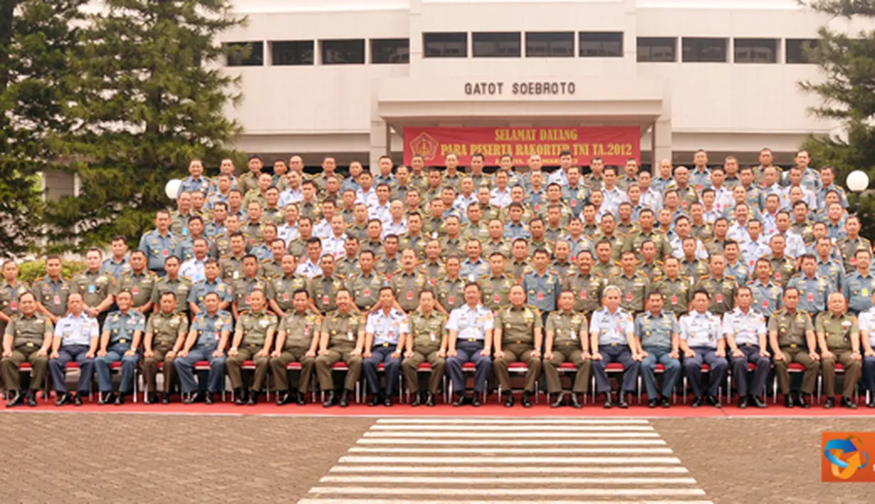 Citizen6, Cilangkap: Rakorter TNI 2012 di ikuti oleh 140 peserta terdiri dari TNI AD 63 orang, TNI AL 45 orang, TNI AU 23 orang, dan peninjau sembilan orang. (Pengirim: Badarudin Bakri)