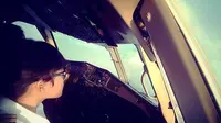 Sejumlah tantangan dihadapi Elesta si pilot cantik (Instagram)