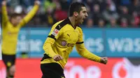 Video highlights 10 gol yang diciptakan Henrikh Mkhitaryan untuk Borussia Dortmund tetap jaga asa buntuti Bayern Munchen.