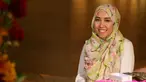 Hijab semi formal ini sangat cocok digunakan bagi anda yang ingin pergi ke pesta pada siang hari.