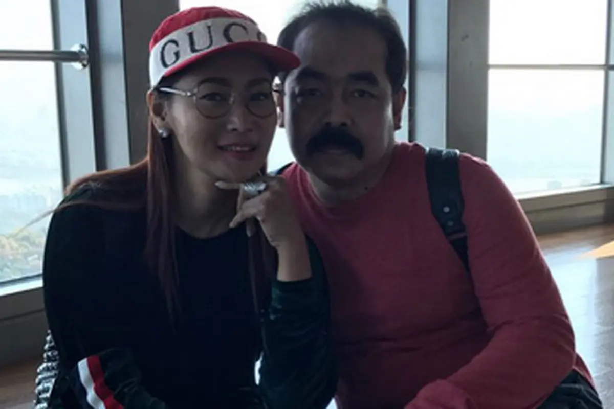 [Bintang] Inul Daratista dan Adam Suseno