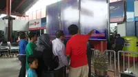 Calon penumpang Lion Air di Terminal 1B Bandara Soekarno-Hatta