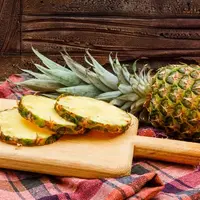 Buah Nanas
Credit: Freepik/8photo