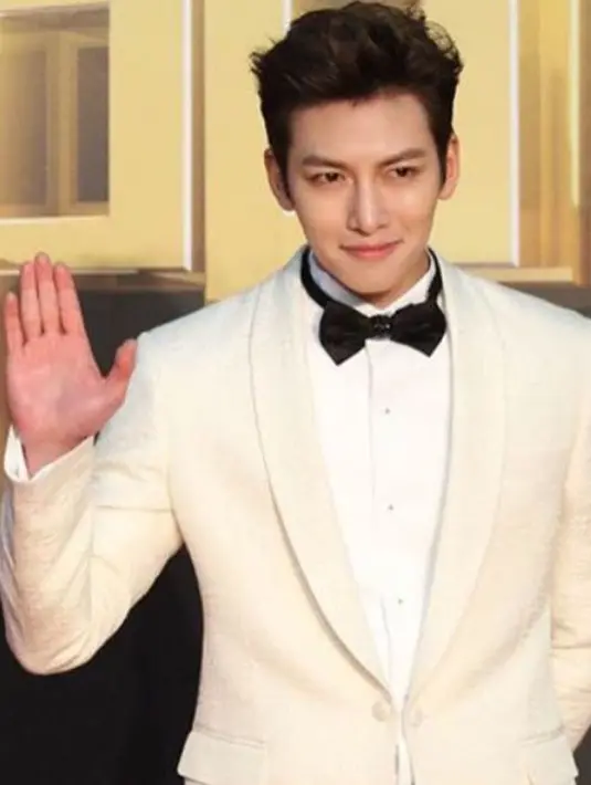 Meski dibanjiri pujian dan tanggapan positif dari penggemar dan orang-orang terdekat sepertinya tak membuat Ji Chang Wook melanjutkan perannya di drama laga. (Instagram/Jichangwook)