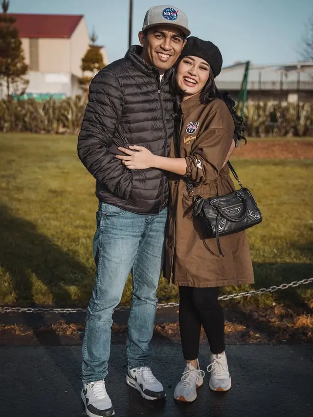 [Fimela] Kenangan Mutia Ayu Bersama Glenn Fredly