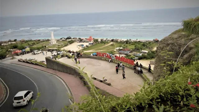 Pantai Pandawa.
