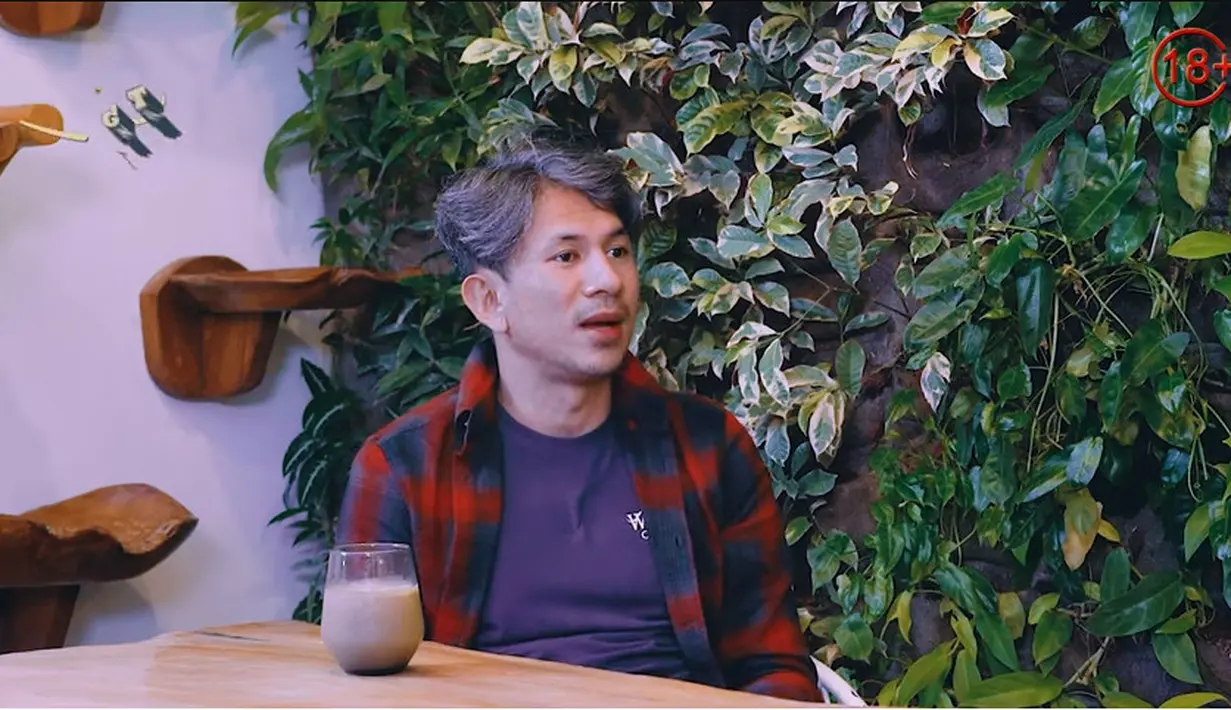 [Youtube/CURHAT BANG Denny Sumargo]