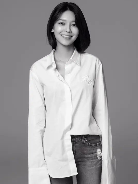 "Setelah debut, aku baru menyadari jika aku harus melakukan segala sesuatu secara berbeda," ujarnya seperti yang dilansir dari Soompi. (Foto: instagram.com/hotsootuff)