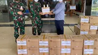 Sido Muncul memberikan bantuan berupa 4.000 botol Kapsul JSH untuk tenaga medis di RSPAD Gatot Subroto, Jakarta. Dok