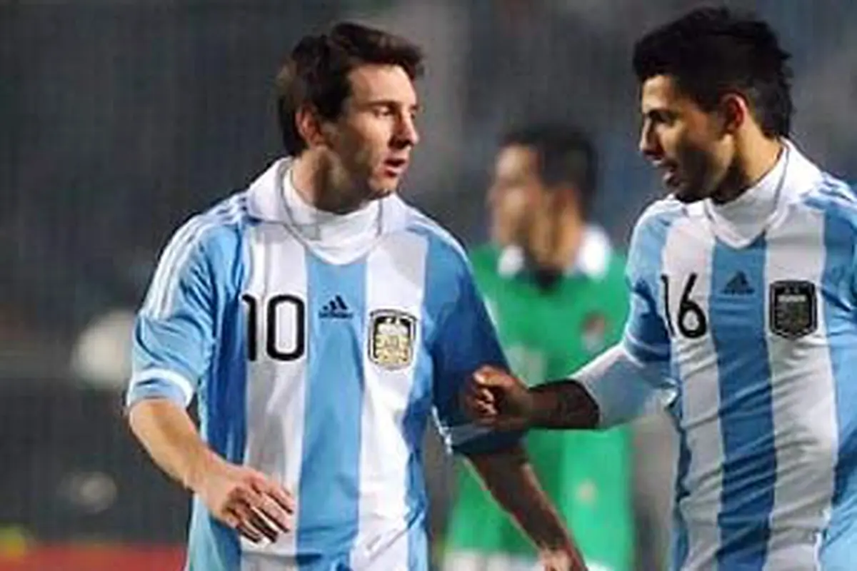 img_messi_aguero-020711.jpg