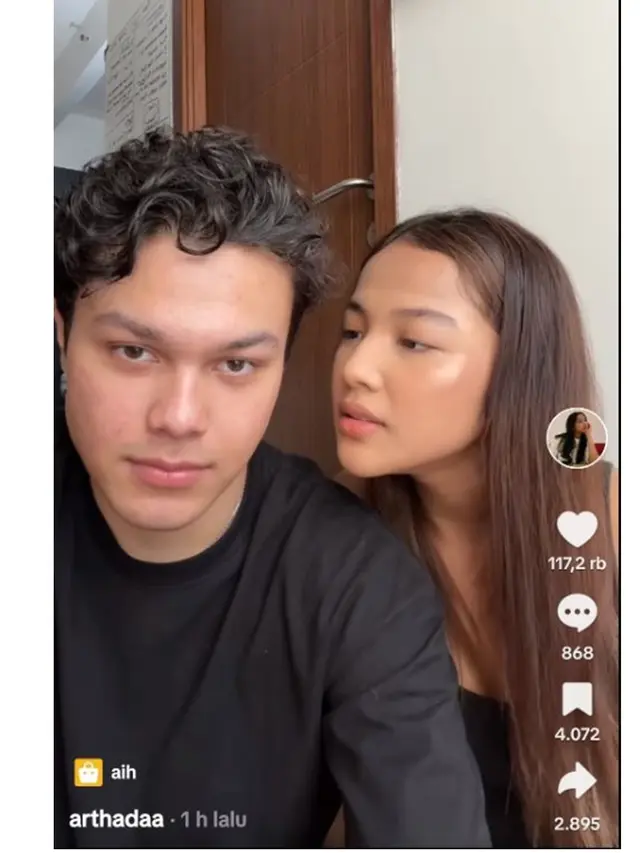 Ada Lomba Mirip Nicholas Saputra, Ini 5 Seleb yang Mau Didaftarin Warganet