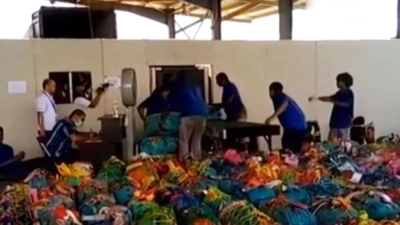 Bawa Air Zamzam, Ribuan Tas Jemaah Haji Dibongkar