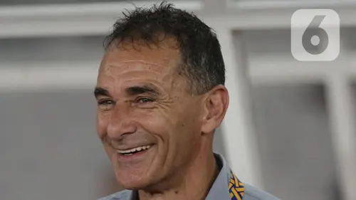 <p>Pemain Timnas Indonesia U-23, Gerald Vanenburg sesaat sebelum bertanding melawan Brunei Darussalam pada laga Grup A ASEAN U-23 Championship Mandiri Cup 2025 (Piala AFF U-23 2025) di Stadion Utama Gelora Bung Karno, Jakarta, Selasa (15/7/2025). (Liputan6.com/Helmi Fithriansyah)</p>
<p>&nbsp;</p>