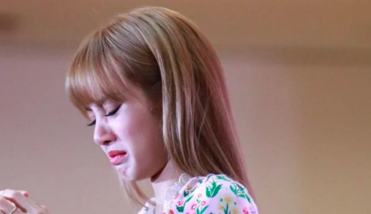Fans Thailand Bikin Lisa Blackpink Menangis Kenapa Celeb Bintang Com
