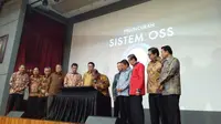 Menteri Koordinator bidang Perekonomian, Darmin Nasution resmi meluncurkan sistem perizinan terintegrasi secara elektronik (online single submission/OSS) di Jakarta. Foto: Merdeka.com/Anggun P Situmorang.