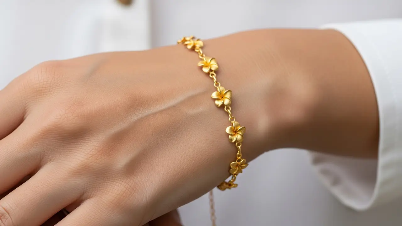 Model Gelang Emas Motif Bunga Kecil Elegan/Gemini AI