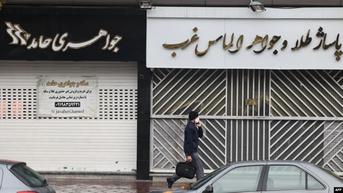 Demonstran Iran Serukan Mogok Massal, Toko-toko di Iran Tutup