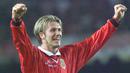 David Beckham menempati urutan ketiga pemain yang dijual Manchester United dengan harga transfer terbesar sepanjang sejarah klub, Beckham dijual ke Real Madrid pada musim 2003-2004 sebesar 37,5 juta pounds. (AFP/ Eric Cabanis)