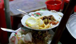 Gulai Tikungan alias Gultik. (Daniel Kampua/Bintang.com)