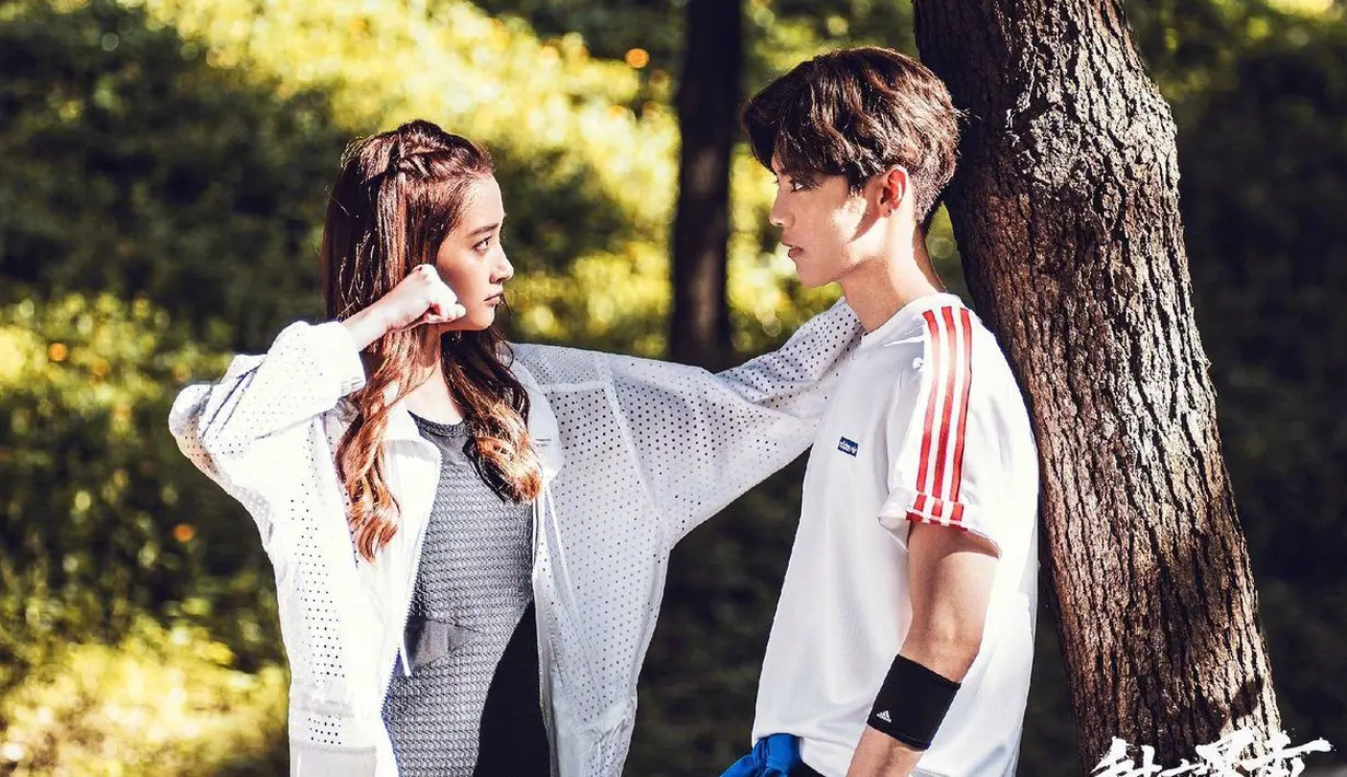 Ibu Xiaotong juga menilai jika putrinya terlalu muda untuk melangsungkan pernikahan. (foto: koreaboo.com)