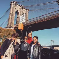 Bulan Terbelah di Langit Amerika. Foto: Instagram