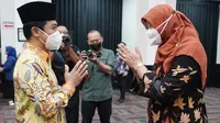 Menteri Kesehatan RI Budi Gunadi Sadikin melantik sejumlah pejabat Kementerian Kesehatan, salah satunya dr. Siti Nadia Tarmizi, M.Epid sebagai Kepala Biro Komunikasi dan Pelayanan Publik di Gedung Kemenkes RI Jakarta, Jumat (2/9/2022). (Dok Kementerian Kesehatan RI)