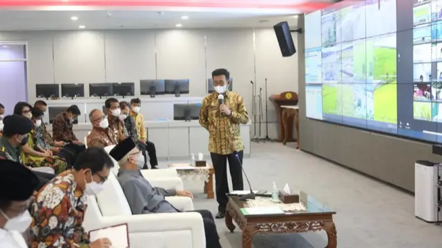 Wapres Pastikan Pangan Aman Jelang Ramadhan Berkat Pemanfaatan Layanan  Agriculture War Room