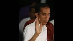 Presiden Jokowi menggelar konferensi pers soal kabinet di Istana Merdeka, Jakarta, Kamis (23/10/2014). (Liputan6.com/Herman Zakharia)