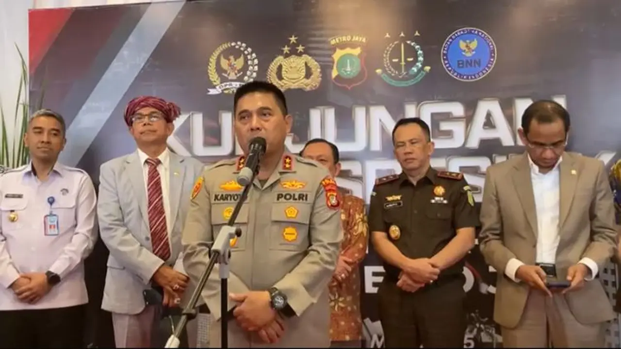 Polda Metro Jaya menggelar pertemuan dengan sejumlah anggota Komisi III DPR RI.