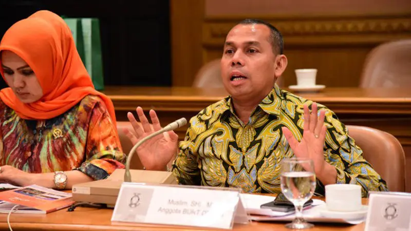 Wakil Ketua BURT Hasrul Azwar: "Untuk menuju visi parlemen modern, DPR harus memiliki manajemen perkantoran yang kuat."